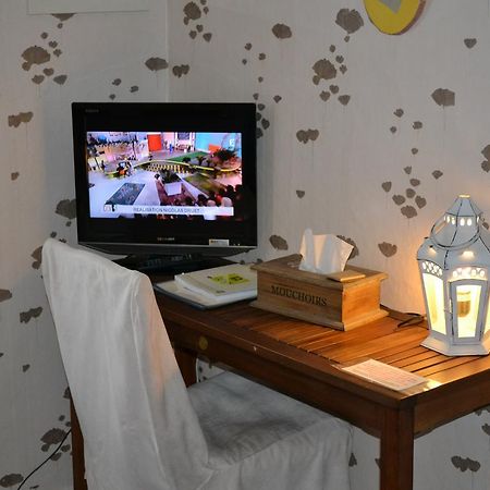 Logis Le Relais Sarrasin Ξενοδοχείο Vezenobres Εξωτερικό φωτογραφία